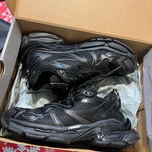 Balenciaga Men's Black Trainers